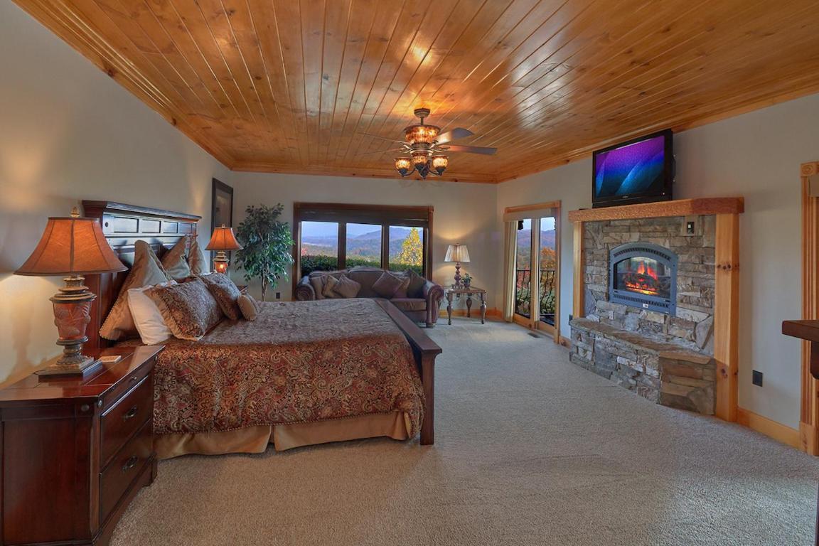 Journey'S End, 5 Bedrooms, Sleeps 12, Private Outdoor Pool, Theater, Sauna Sevierville Kültér fotó