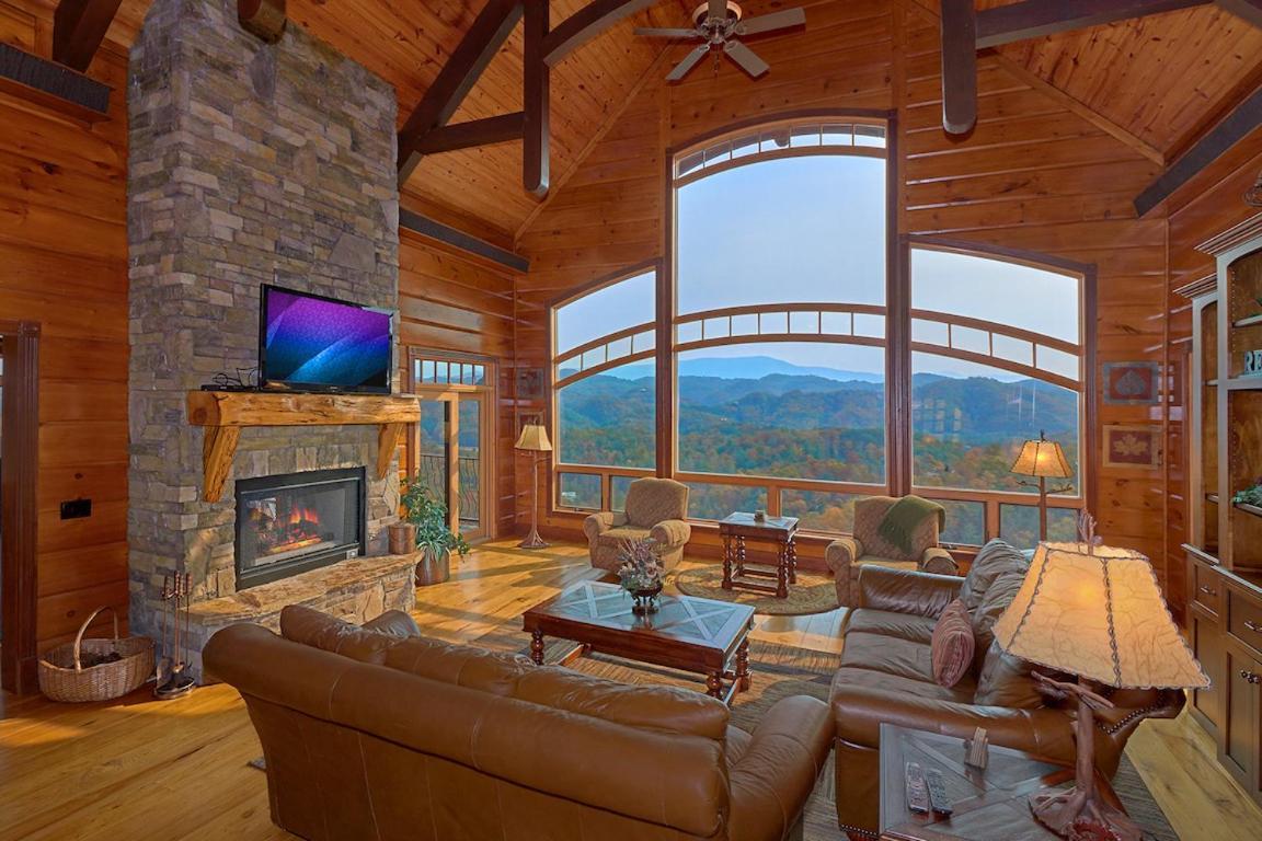 Journey'S End, 5 Bedrooms, Sleeps 12, Private Outdoor Pool, Theater, Sauna Sevierville Kültér fotó