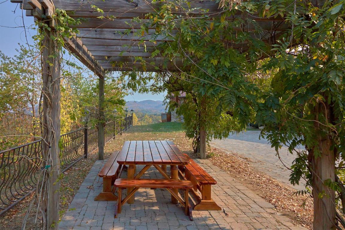 Journey'S End, 5 Bedrooms, Sleeps 12, Private Outdoor Pool, Theater, Sauna Sevierville Kültér fotó