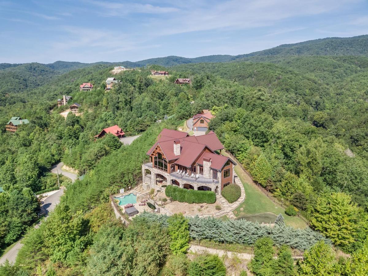 Journey'S End, 5 Bedrooms, Sleeps 12, Private Outdoor Pool, Theater, Sauna Sevierville Kültér fotó